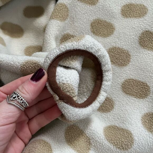 Patagonia synchilla t strap white and cream polka dot xs - Picture 4 of 7